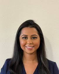 Crystal Mead's Instagram, Twitter & Facebook