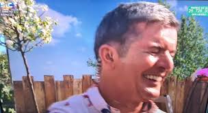 No entanto, a data foi assinalada com a morte da mãe, aos 85 anos, uma notícia avançada pelo. Mensagem Dos Irmaos Deixa Joao Baiao Em Lagrimas Em Directo Na Sic Nacional Flash