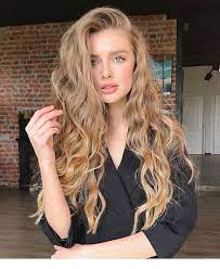 A Nice Look To Try Lockige Frisuren Kurze Lockige Frisuren Haarfarben