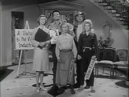 "The Beverly Hillbillies" Original Theme Song, Did you know that the theme  song for "The Beverly Hillbillies" originally contained an additional  stanza?! Well, two actually! One promo'ed Kellogg's, ...