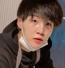 Tons of awesome suga bts wallpapers to download for free. Maryam On Twitter Thats The Unrivalled Producer Glow Yoongi Suga Aesthetic Bts Suga