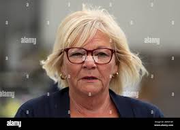 Cemetery in belfast hi-res stock photography and images