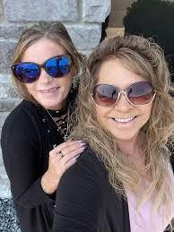 Tonya Wallace's Instagram, Twitter & Facebook