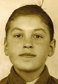 Gedenk-Buch in Leichter Sprache für die Opfer und Verfolgten in  Herzogsägmühle in der Zeit von 1934