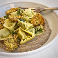 Check spelling or type a new query. Ravioli Del Plin Con Champignon In Crema E Croccanti La Luna Sul Cucchiaio
