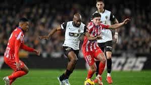 أتلتيكو مدريد ضد إشبيلية