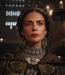 Leila Ryder's Instagram, Twitter & Facebook