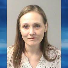 Bakersfield nurse practitioner accused of identity theft, other crimes to  get drugs