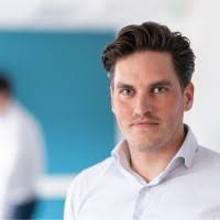 400+ "Lubach" profiles