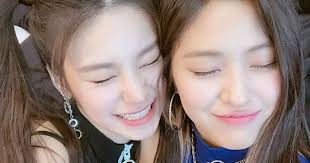 Eani de yeji may 31. Itzy S Yeji And Ryujin Have The Smoothest Unintentional Pick Up Lines And We Can T Help But Blush Gossipchimp Trending K Drama Tv Gaming News