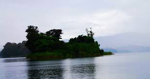 It lies in the albertine rift. Visit Lake Kivu Rwanda The Largest Rift Valley Lake Gorilla Trips Uganda