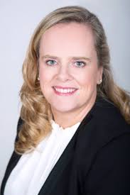 Sinead Collins's Instagram, Twitter & Facebook