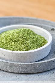 Krautersalz Basilikum Oregano Rosmarin Kulinarische Geschenke Selbst Zubereiten Hausgemachtes Rezept Gewurze Und Krauter