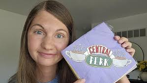 Amazon.com: American Greetings Friends Party Supplies, Dinner Plates  (36-Count)