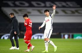 Chuncheon, 8 luglio 1992) è un calciatore sudcoreano, attaccante del tottenham e della nazionale sudcoreana di cui è capitano, con la quale è stato vicecampione d'asia nel 2015. Why We Want To See Heung Min Son On The Tottenham Right Wing