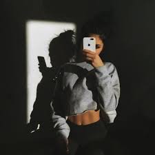 Aesthetic Black And White Mirror Selfie With Flash You Like What You See For More Like This Follow Me Rinterest Delightfylglace New Pins Everyday Fashion Style Instagram Inspiration