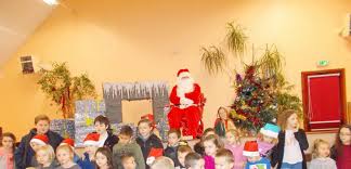 Plus de dessins animés complet ici ►. Baupte Une Belle 2 Chevaux Pour Le Pere Noel Et Ses Lutins