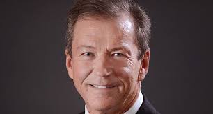 Tucson leader of Alliance Bank Of Arizona retires