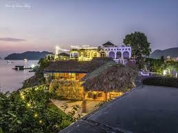 We have great deals on most of our 118 hotels in cat ba island. Le Pont Bungalow Hostel Entire Bungalow Cat Ba Island Deals Photos Reviews