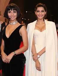 See more ideas about tuba büyüküstün, tuba, actresses. Tuba Buyukustun Geceye Damga Vurdu Magazin Haberleri Ntv