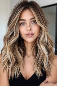 Cassie Harsh's Instagram, Twitter & Facebook