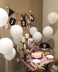 تخرج وحدة من البنات وسوينا لها حفلة بسيطة في شقتي من زمان عن التنسيق اشتقت له وال Tropical Birthday Party Graduation Party High Graduation Cap Decoration