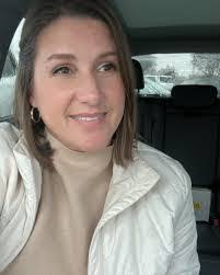 Sheryl Tilley's Instagram, Twitter & Facebook