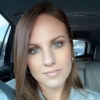 Jennifer Edinger's Instagram, Twitter & Facebook