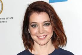 How Did The Widow S Peak Get Its Name Why Do Some People Have One And What Does It Mean Widows Peak Hairstyles Widow S Peak Womens Hairstyles