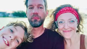 Eileen Estes (@eileen.estes.songs) • Instagram photos and videos