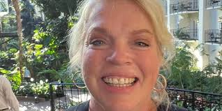 Signs Sister Wives Star Janelle Brown's Life In North Carolina Is Helping  Her Maintain Her 2025 Detox (She Wants To Move On)