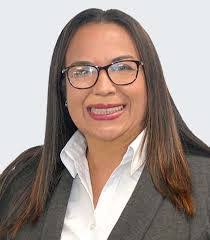 Anel Fuentes's Instagram, Twitter & Facebook