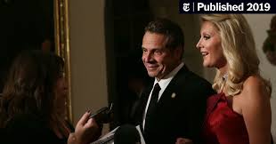 Andrew cuomo is not only single, but is ready to mingle. Cuomo And Sandra Lee Deny Rumors Of Breakup But Are Leaving Westchester The New York Times