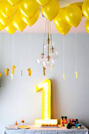 One Smart Idea For A First Birthday Party First Birthday Parties Birthday Party Balloon Party Balloons