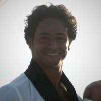 50+ profilů „Peter Farah“