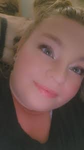 Courtney Gall's Instagram, Twitter & Facebook