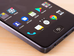 BlackBerry Motion: Android 8.1 Oreo ...