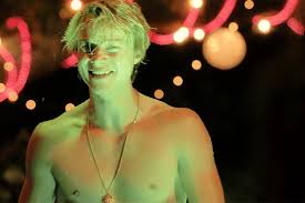 May 01, 2020 · the show follows a group of teenagers living in the outer banks of north carolina seeking a lost treasure with the background of social class tensions, family issues, substance abuse — and, of course, lots of romance. ËË‹ Outer Banks ËŽËŠ Don T Cry Jj M