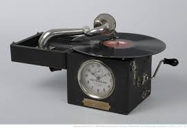 Phonographe A Disque Peter Pan Peter Pan Clock N De Seri Gallica Disque Peter Pan Objets
