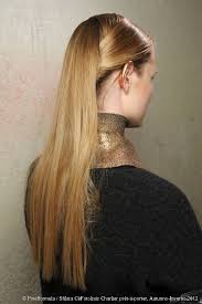 Lo styling dei capelli mi ha sempre entusiasmato molto, . La Mezza Coda Wet Look