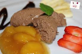Dieses Mousse Ist Eines Der Einfachsten Und Leckersten Desserts Der Welt Mousse Und Kompott Sind Innerhalb Von Einer Hal Einfach Lecker Leckere Desserts Essen