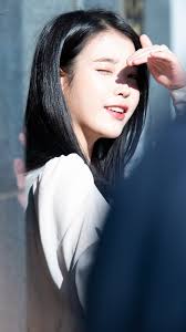 Best Kpop Solo Artist Love Iu I Love Kpop Iu Bestkpopfemaleartists Top10kpopfemalesingers Prettykpopgrils Beautifulkpoog Selebritas Aktris Gadis Cantik