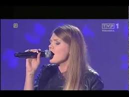 Tak jak wspominaliśmy niedawno na eska.pl, daria zawiałow jest związana z muzyką od najmłodszych lat. Daria Zawialow Wyjatkowo Zimny Maj Z Rep Maanam Youtube