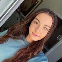 Georgia Marlow's Instagram, Twitter & Facebook