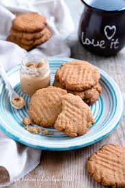 Sono i classici biscottini da the o biscotti da pasticceria, da mangiare a colazione o per accompagnare il the del pomeriggio. Biscotti Al Burro Di Arachidi La Ricetta Facile