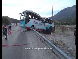 Erhan ufak tarafından canlandırılmış karakter. Denizli De Tur Otobusu Kaza Yapti 4 Turist Oldu 37 Turistte Yaralandi Youtube