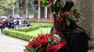 Molto dipende dalla persona a cui viene fatto il regalo, dal legame che vi. Microprocessore Guardia Divertimento Fiori Da Regalare Ad Un Uomo Vergogna Rana Inquinamento