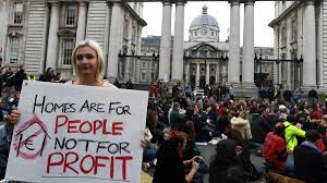 Thousands march on Irish parliament in growing housing shortage protest |  Euronews