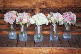 Earle rainwater and his staff are here to serve your family during your time of need. Mainstreet Flower Market Weddings