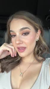 Mantén a la gente chismosa confundida